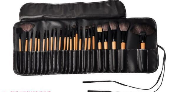 Artistry in Every Stroke: Complete Makeup Brush Set for Flawless Beauty