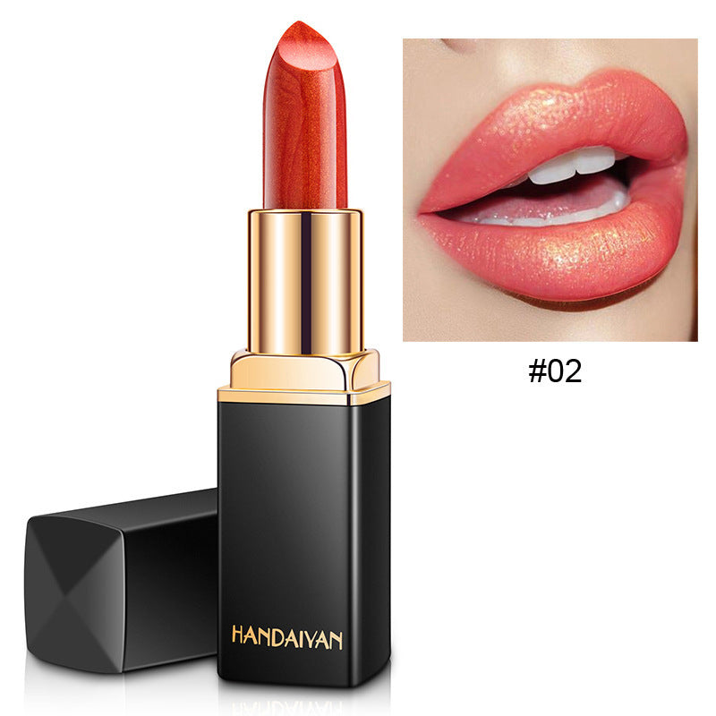 Radiant Glow: Shiny Metallic Pearlescent Lipstick with Temperature-Changing Gilt Finish